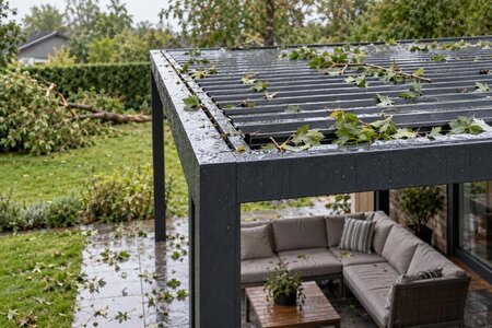 Sådan tjekker du pergolaen efter en storm